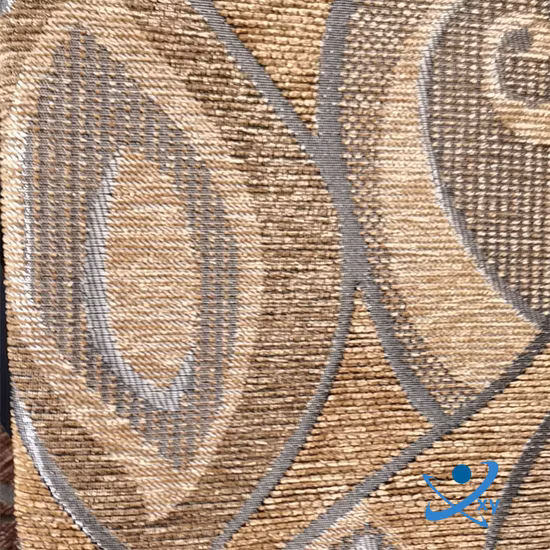 Made in China 100% Polyester Spun Yarn Chunky Chenille Yarn Washable